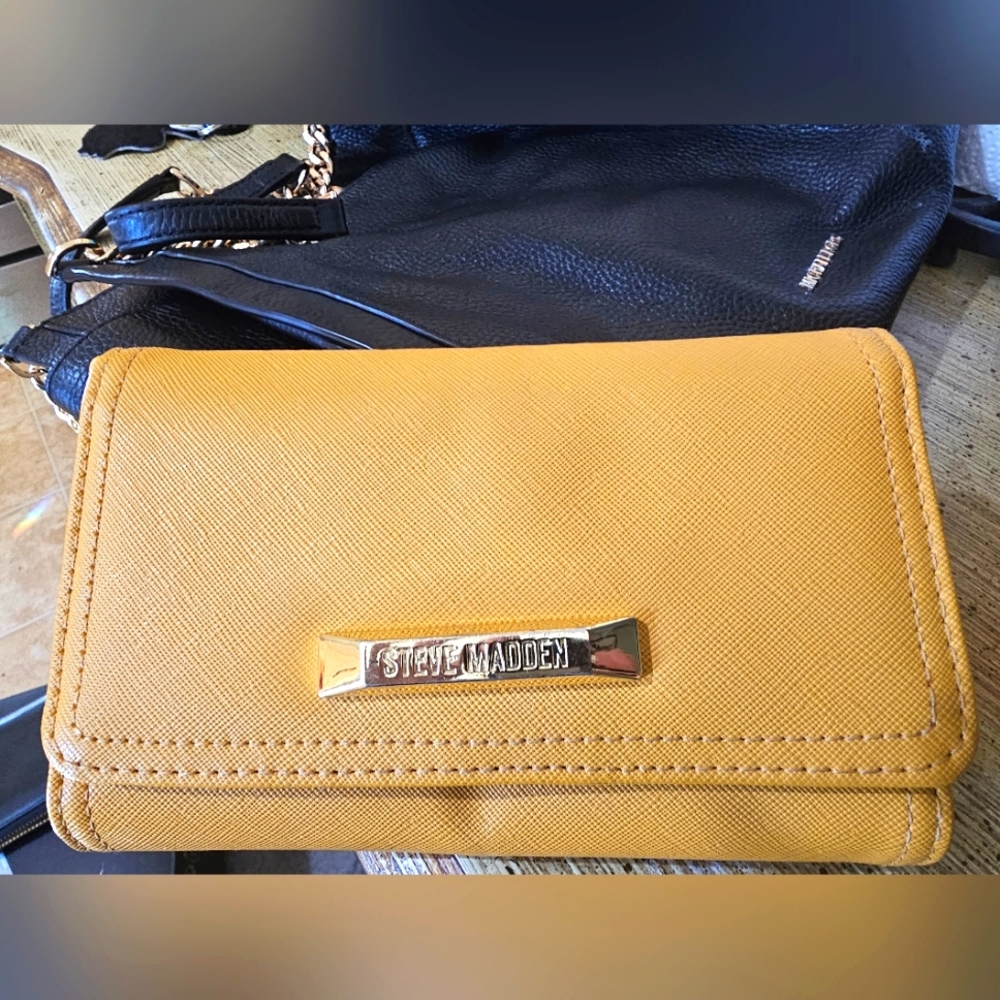 Steve Madden Wallet